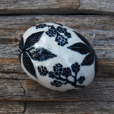 Blackberry "Stone" in Porcelain (Large)