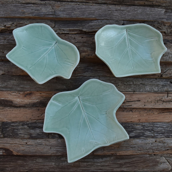 Poplar Leaf Dish Trio in Soft Matte Meadow Glaze