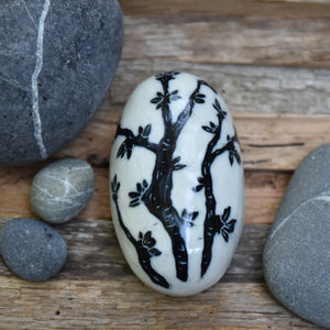 Redbud "Stone" in Porcelain Elongated Small Oval